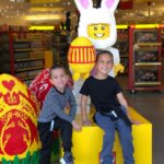 Jasmine Arteaga Sorge Instagram - Thank you @legolandcalifornia for such a FUN day with my family. My boys literally said “this is the best day ever🤩” #LEGOLANDCalifornia #sponsored p.s….cutest pic at the end with the boys and the LEGO 💛 Easter bunny 🐰