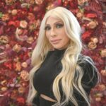 Jasmine Arteaga Sorge Instagram – Loving this wig in color winter, style Jasmine. Thank you for all the love and support on my Wig Line. If you’re looking for fun beautiful wigs check link in bio 😘 #linkinbio #wigs #funcolors