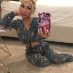 Jasmine Arteaga Sorge Instagram - Most days I like to dress cozy, how about you guys? #cutebooty #cutebootycartel #chiquitaperopicosa #littlepeople #allsizesarebeautiful