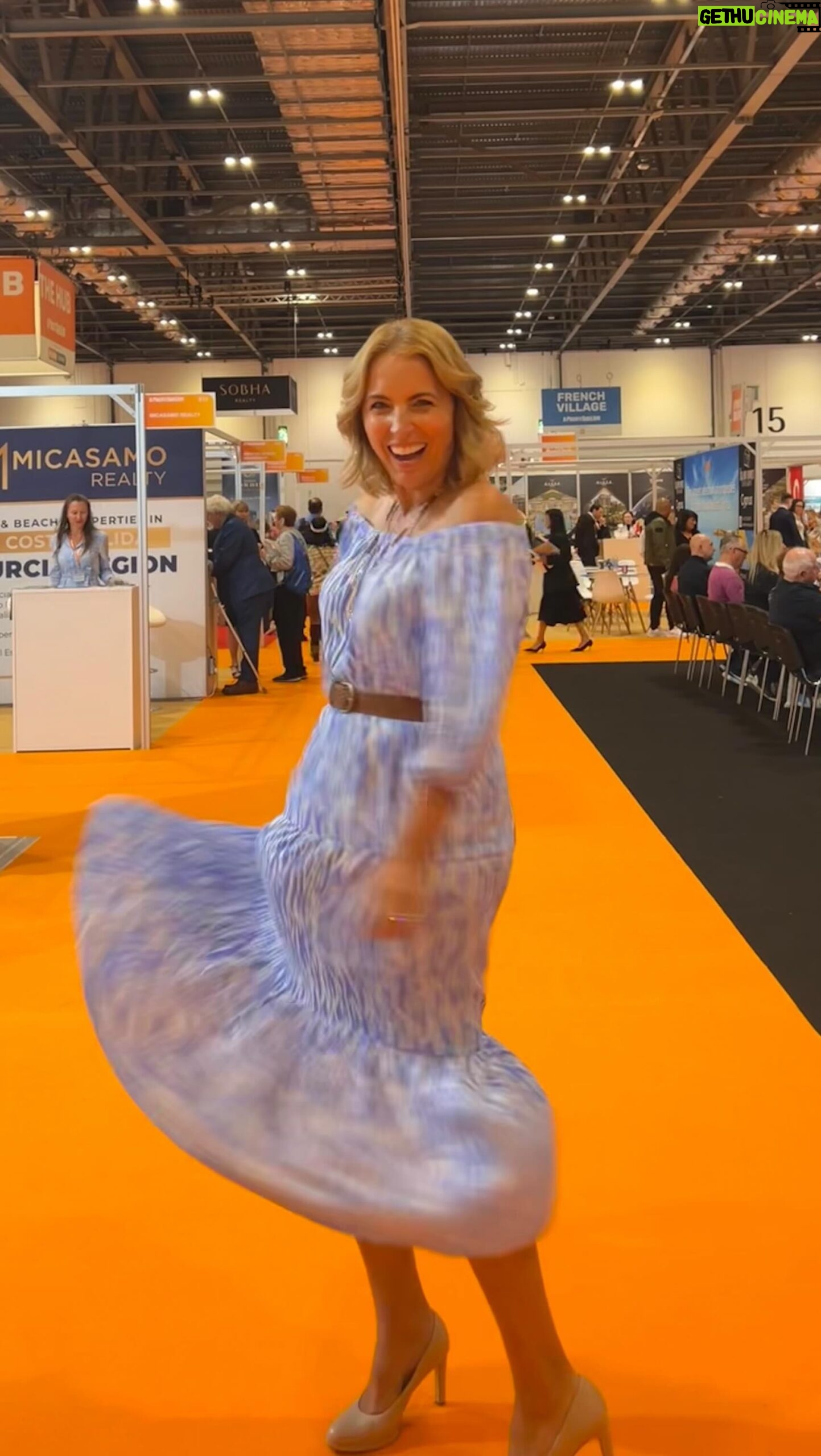 Jasmine Harman Instagram - What a fabulous couple of days at A Place in the Sun Live. Thanks to everyone who came and to all of our incredibly helpful exhibitors. Now it’s time to hand over the reins to @laurahamiltontv and @craigrowetv who will be there tomorrow, along with estate agents, lawyers, emigration specialists, tax advisors, currency experts, mortgage brokers, removal companies, and more! #dreamscancometrue #property #holidayhome @aplaceinthesunofficial 👗 my own collection with @cottontradersuk