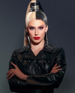 Jasmine Kennedie Instagram - ⛓ It’s funny how those happy accidents, can change the whole direction of your life ⛓

Photo: @dmvrtinez.jpg 
Hair: @draglabwigs 
Earrings: @ampedaccessories 
Trench coat: @burberry 

#dragrace #rpdr14 #jasminekennedie #burberry #trans #transwoman #transmodel #leather #cruella