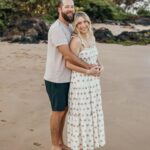 Jasmine Roth Instagram - Sometimes a little time in the sun is just what’s needed. So grateful for this opportunity to play, dig, laugh, explore, and be happy together as a family. Can’t wait to see what’s next! ✨✨ #BuildYourHappy #RothFamilyStory #Pregnant 📷 @shannonwolfephotography
