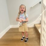 Jasmine Roth Instagram - Lots of love for people who have camera rolls filled with 15 of the “same” photo, but you can’t bring yourself to get rid of a single one. 🥹🥹 Oh and for school uniforms…they make our mornings so much happier. 💆🏼‍♀️ #BuildYourHappy #MyWholeHeart #RothFamilyStory