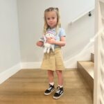 Jasmine Roth Instagram - Lots of love for people who have camera rolls filled with 15 of the “same” photo, but you can’t bring yourself to get rid of a single one. 🥹🥹 Oh and for school uniforms…they make our mornings so much happier. 💆🏼‍♀️ #BuildYourHappy #MyWholeHeart #RothFamilyStory