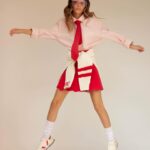Javiera Díaz de Valdés Instagram - Felices y agradecidas de ser parte de la última portada de @lofficielchile para este día de la madre. Gozamos en la sesión de fotos y muy cómodas en la entrevista, hablando de nuestra relación, recuerdos y proyectos con @rosamackenna y por supuesto de mi marca @libra_skincare Aquí van las fotos preciosas hechas por equipo de lujo. Dejo link en bio para quienes quieran leerla. Foto @carlosortegaphoto Estilismo @romimoralesr asistente @cris.zeladda Maquillaje, pelo y tanta creatividad @maria_paz_urra_ asistida por su maravillosa hija @makeupbygaila con productos de la marca de maquillaje chilena @okwu_chile Entrevista @polmedok Gracias @jaguilerav por tratarnos como reinas. #lofficielchile