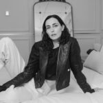 Javiera Díaz de Valdés Instagram - AMÉN ROOM en @hotelbidasoa x @amenleather y @grisanticussen_cl y esa chaqueta de la última colección de @amenleather de la querida @belemunozg @thecollectivecl 🦢 gracias por la invitación. 🤍