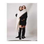 Javiera Díaz de Valdés Instagram - Dejo aquí resumen análogo de lo que fue la linda experiencia con mi hija @rosamackenna para @falabella_cl #díadelamdre Gracias al equipo de lujo, quedamos felices con el precioso resultado. ♥️ Producción @rose_estudio Fotos @tomas_reid Maquillaje y pelo @aledelsante Vestuario @pau_poblet_