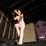 Javiera Mena Instagram – ¡Gracias Buenos Aires! ¡Gracias @primaverasoundbuenosaires! Esta vez una NOCTURNA bajo el dorado☀️ ¡Les confieso me quede re manija por tocar más canciones! 😮‍💨 por eso mismo seguro que volveremos muy pronto!! Les quiero mucho hermanas, y me quedo unos días más aquí disfrutando de cómo brilla el aire 🌬 forever suya 🌹 Javi 🍸🌃