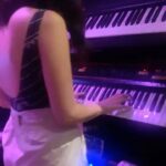 Javiera Mena Instagram – Bebitas!!
 Llegó el día de anunciarles que mi nuevo disco NOCTURNA estará disponible el 30 de septiembre en todo el universo ✨
Mientras, tienen el Pre-order en todos los formatos en el link en mi bio (CD, Vinilo y Vinilo Deluxe con holograma😱!
 Tengo unas ganas de que lo escuchen! Todo partió el 2020 y se acerca el día en que será de todxs!!
También se viene la gira de la ceremonia Nocturna por muchas ciudades y pronto se añadirán más! 
15/10: Ochoymedio Madrid 
21/10: Teatro Centenario, La Serena
29/10: Teatro Coliseo, Santiago de Chile
4/11: Teatro Municipal, Valparaíso
9/ 11: Primavera Sound Buenos Aires
18/11: Sala Stereo, Alicante
19/11: Sala X, Sevilla
24/11: Planta Baja, Granada
25/11: La Cochera Cabaret, Málaga

Pronto vengo con más novedades!!

Suya 

Javiera💋