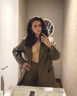 Javiera Mena Instagram - Querida gente de México 💗 pronto estaré pisando sus inspiradoras tierras en un día muy especial 🤫 estén atentis a todo lo que se viene 👽

Peligrosamente suya
 Javiera 💋🎷