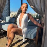 Jaylen Barron Instagram - A handful… Literally
