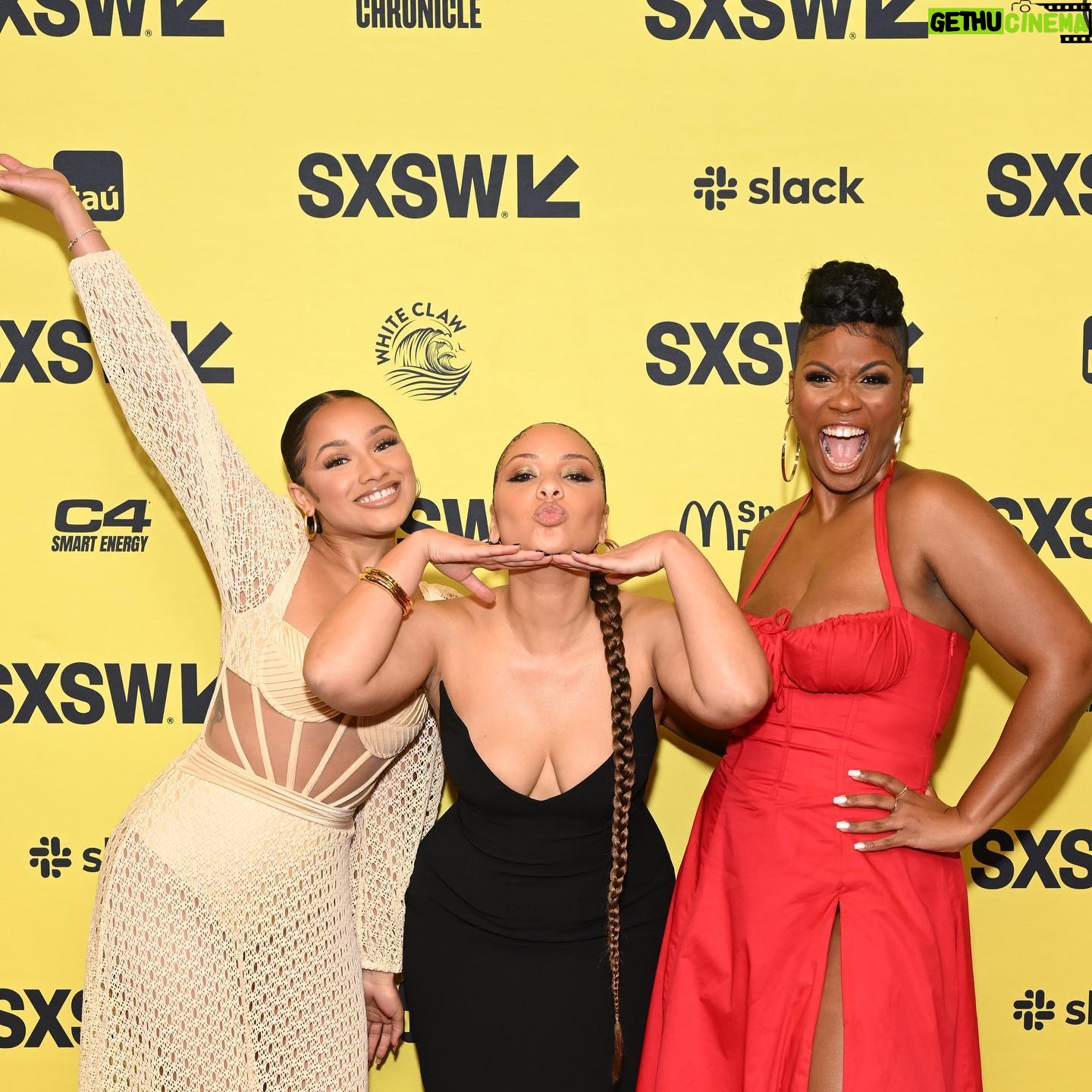 Jaylen Barron Instagram - @blindspottingstarz at @sxsw Woah, This was like, really fun. Thank you @sxsw and @blindspottingstarz for this experience. Idk what else to say except for how grateful I am and inspired to be surrounded by such passionate artists. π Styled: @mrenriquemelendez Dress: @patbo Shoes: @schutz Makeup: @caitlinkrenzbeauty Hair: @anastacio_makeup