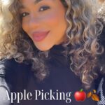 Jazmin Johnson Instagram - 🍎 🍁🌾 Hey, have you ever been apple picking??? We went apple picking with my sisters and mom, it was a first for the boys and they loved it! We went to “Oak Glen” it’s in California. We spent the day enjoying all the festivities out that way. It was a great experience and I highly recommend it for the kiddies. Though apple picking season is pretty much over they’ll have lots of Christmas festivities 🎄✨👇🏽 If you go here’s a few notable stops: 💫 Apple Blossom Ranch: honey & caramel apples 💫 Snow Line Orchard: apple cider and apple donuts 💫 Wilshire’s Apple Shed: pizza and coffee #fall #style #oakglen #thingstodo #vlog #californialove