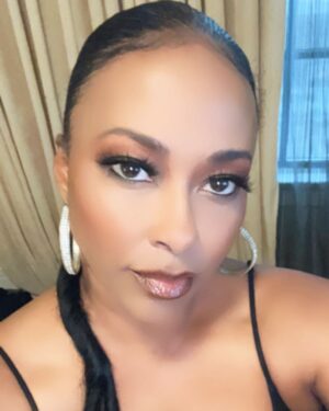 Jazsmin Lewis Instagram - Ok let’s see…… 7 movies as an actor, 3 as a producer, 2 tv shows, a cookbook and a lifestyle brand. All finished and in the can. All in 2022 and the year is not over yet! I don’t sit around running my mouth about nothing  nor do I cry to strangers for sympathy. Moral of the story…. Peace brings prosperity. Find peace in your own life and stop envying someone else’s. ✌🏽