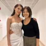 Jeanette Aw Instagram – I absolutely loved the moments on stage with mummy @xiang_yun_ She’s such an amazing person, someone I respect and love ❤️

Big love to my team for always making me shine.
💃🏻 @ojnjenine @bronxandbanco @jimmychoo
💇🏻‍♀️ @gandavid_davidgan
💋 @elainlkw @diorbeauty
📸 @bryanfoong
🤓 @bao_peektures

Thank you @cartier for dressing me in your beautiful High Jewellery, unique pieces that I’m so honoured to be wearing. @claytheodore @searchingforfiona