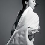 Jeanette Aw Instagram – It’s a beautiful month with @iconsingapore ❤️