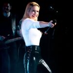 Jeanette Biedermann Instagram – News! #🤩 Ihr wisst es bestimmt schon! #😂 Ich komme am 20. September nach Weissach und spiele um 20 Uhr in der Strudelbachhalle ein Couch-Konzert für euch!!! Yeahhhhjjjjiii! #🥳 Ich freu mich so sehr, euch zu sehen. In meiner Bio ist der Link, holt euch ein Tickeeeeeeeetttt!! #😍 Das wird ganz toll!
#jeanettebiedermann #musik #livemusik #🤗