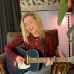 Jeanette Biedermann Instagram – Ich wünsche euch einen wunderschönen und entspannten Sonntag! Habt einen zauberhaften 3. Advent! #🎄 #jeanettebiedermann #musik #neuemusik #neuersong #sing #💚
