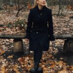 Jeanette Biedermann Instagram – Noch einmal schlafen dann ist Weihnachten! #🎄Das Fest der Liebe! #❤️ Ich wünsche euch eine wunderschöne Zeit mit euren Liebsten… #jeanettebiedermann #musik #neuemusik #neuersong #sing #weihnachtenstehtvordertür #✨