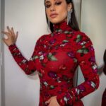 Jeanine Mason Instagram - Morning show tour entirely from NYC. 🛸 Thank you to all the friends, in all the cities, for supporting our little alien show and for putting up with me. Makeup: @killahcamz Hair: @seijinyc Stylist: @the_jorgemorales Dress: @prabalgurung Shoes: @gucci Earrings: @isabelmarant