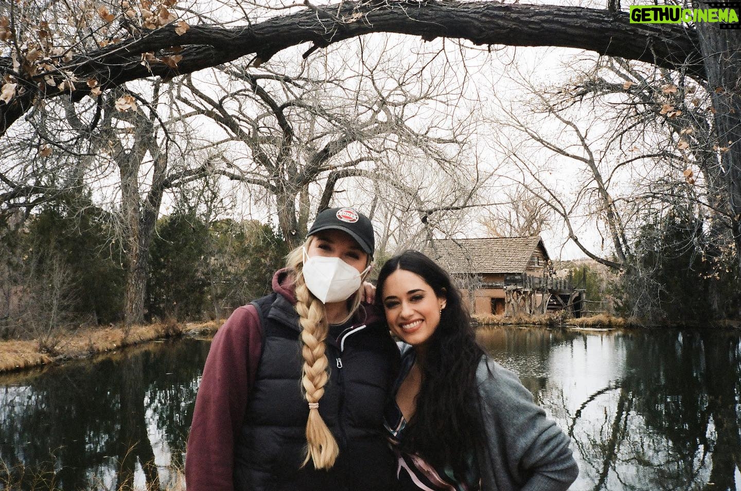 Jeanine Mason - 13.4K Likes - Happy finale! I could not be prouder of our Season 3.
To the new friends who joined us in the pod squad during this particularly difficult time to be making television, you are rockstars @sibongile @stevenakrueger @quentinplairjr @iamdaviddesantos #GillianVigman. To my day 1 cast, I adore you forever. To our show runner #ChrisHollier for his immense leadership. To our COVID team. To my costumer @brittneelynn who keeps me sane and toasty. To our camera dept, our stunts, our PAs…Every single glorious piece of our pod squad. I love you team #RoswellNM
“In pod we trust” - @lilycowles