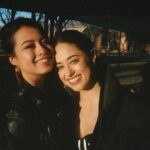 Jeanine Mason Instagram - I don’t know how a girl can get so lucky. Thank you to all the artists, technicians, powers that be and aliens that lent a little of their magic to our show. I will love you forever for it. And to all of you, for the last four years in the desert. Here’s to a lifetime of being confused for @ambermidthunder & being called @michaelvlamis, wouldn’t want it any other way. @cwroswellnm #RoswellNM 👽