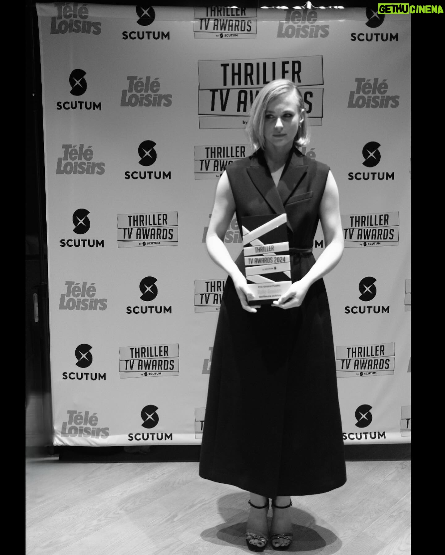 Jeanne Goursaud Instagram - MERCI THRILLER AWARDS! Won the Award as Best actress in PAX MASSILIA, Best Series PAX MASSILIA and Best actor @tewfikjallab ✨✨✨ Merci @teleloisirs , Thank you for your votes! Thank you @oliviermarchalofficiel qui m’as donner cette chance et qui a cru en moi! Merci @anne_laforestrie chez @agent_agitateur ! Merci à toute l’équipe ! Merci @netflixfr et @gaumont_ ! Merci à ma meilleure coach de français @morganka17 . Les meilleurs collègues @lanisogoyou @idir.azougli @o_barthelemy @nicolas.duvauchelle @moussa_maaskri @diouckoma @samir_boitard @florencethomassinofficiel @lucielebrn @michaelerpelding.officiel @mila_rigaudon ! Merci @claireandrieunew et merci @gandolfi_chauffeur_prive ✨✨✨ Styling @luijvpi in @dior maquillage @christelbontemps inspo @philippverheyen @martensgarten