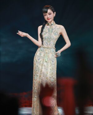 Jeannie Hsieh Instagram - 蜀繡……❤️