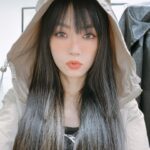 Jeannie Hsieh Instagram - 用態度打扮自己！ 到哪都是焦點！ 尤其最後一張…..無敵了💤🥱