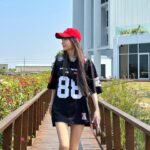 Jeannie Hsieh Instagram - 110公分大長腿🤩 #loved #❤️