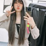 Jeannie Hsieh Instagram - 用態度打扮自己！ 到哪都是焦點！ 尤其最後一張…..無敵了💤🥱