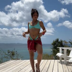 Jearnest Corchado Instagram - En Culebra me retiro 🐍💖☀️

👙: @indikaswim
