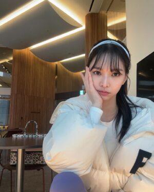 Jei Instagram - 햅삐하게 촬영 끝내고✌🏻