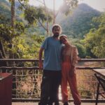 Jely Reategui Instagram - Un escapadón 3000 mega necesario al @pumarinri_lodge en San Martín 💚 (a 50 min de Tarapoto) gran contentura para mi corazón 🥲🧡 Gracias ✨🌷🥰🦉🦋🦎🕷️🐍🪲🦖
