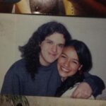 Jely Reategui Instagram - Hoy es cumpleaños de mis amigos más antiguos, y con antiguos no me refiero a que @charlieparradelriego es un señor muy mayor con bastón, me refiero a que somos amigos hace 23 años y desde ese entonces ha sido parte del grupo de mis amigos favoritos. Te quiero y te admiro amigo capo, virtuoso y bueno 🧡felices 93 al revés.