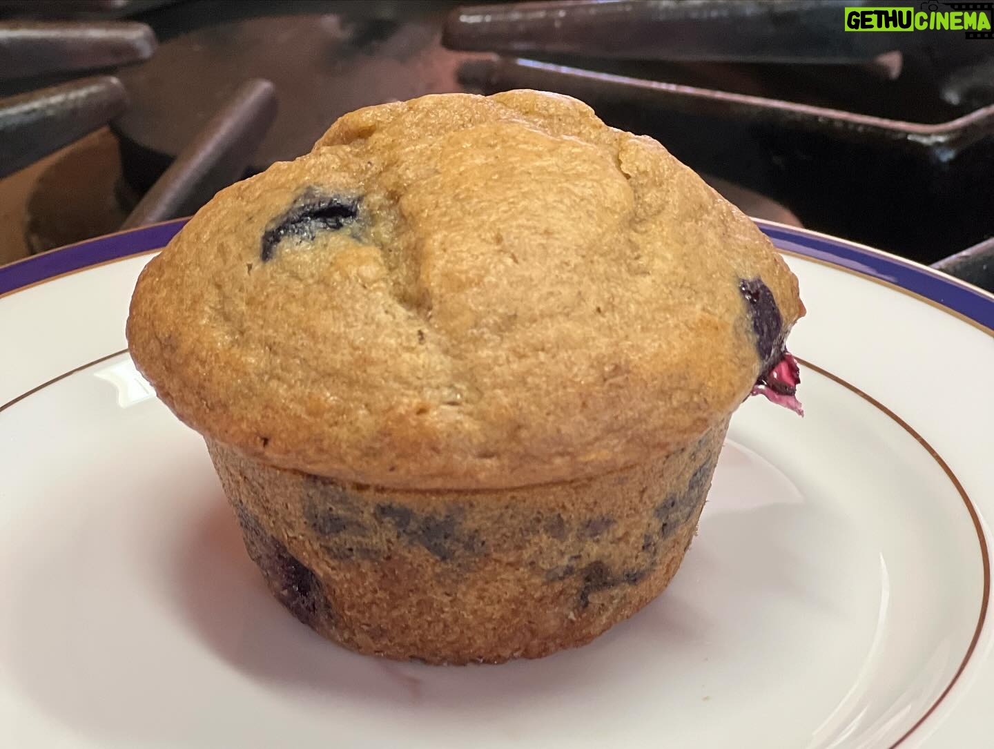 Jen Gunter Instagram - Oliver is home from the hospital. The next step is getting him to eat, so prepare yourselves for some baking photos 😂 I’m trying to make some of the baking a little more heart healthy. The idea is to make swaps or tweaks to add in some fiber and/or protein and reduce the saturated fat without compromising on flavor. Here I used canola oil instead of melted butter and swapped half of the white flour for whole wheat flour. I also added skyr. These banana muffins were a hit. Some have blueberries, some have walnuts, and some have chocolate chips. I personally love a banana blueberry muffin, but I wanted different flavor options as his appetite isn’t the best. He decided on the walnut, and his brother Victor made a beeline for the chocolate chips muffins. I’m going to tweak the recipe a bit before I post, but I didn’t miss or notice that there was no butter. There is 1.2 gram of saturated fat per muffin for the ones without chocolate chips.