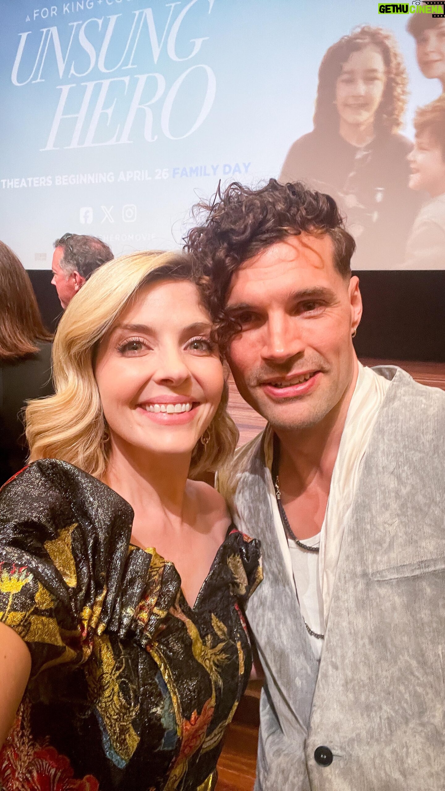 Jen Lilley Instagram - Go see UNSUNG HERO this weekend in theaters!!!!! No matter your faith or background, I am convinced this movie is for you. #unsungheromovie thanks for the chat @ccmmag ❤️ #familymovie