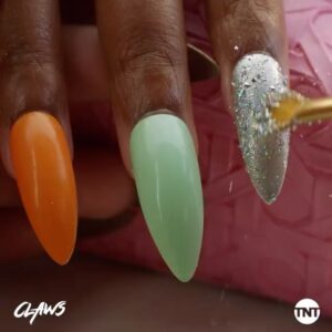 Jenn Lyon Instagram - Oh shit! Who’s Not Ready?!?! @clawstnt @clawswriters @niecynash1 @karrueche @carriepreston @itisijudyreyes1 @haroldperrineau @jasonantoon @deanjnorris @madnails @lainerrzz @los_1008 @alealigirl @estheticeditor @ignaciamsa @artistrybystephen_ @crashaustin @flavvordybarra @daddie_cool_ @allinadayswerk @nelled_ithair @buddbird @woodiefreeman @janineshermanbarrois and everybody else also!!!! #clawsup 🔥🔥🔥