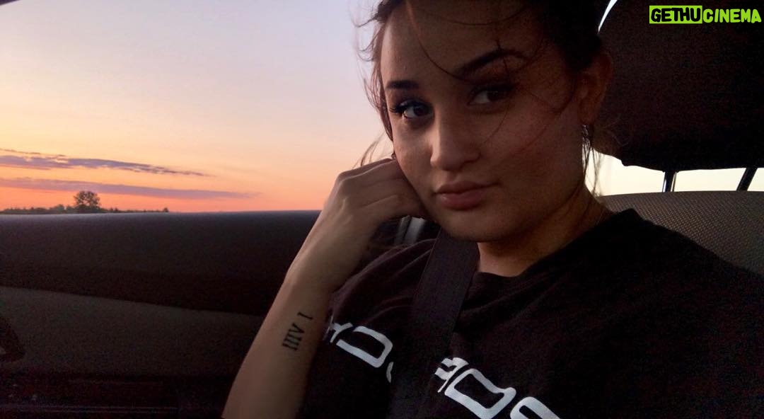 Jenna Clause - 3 Likes - 💎