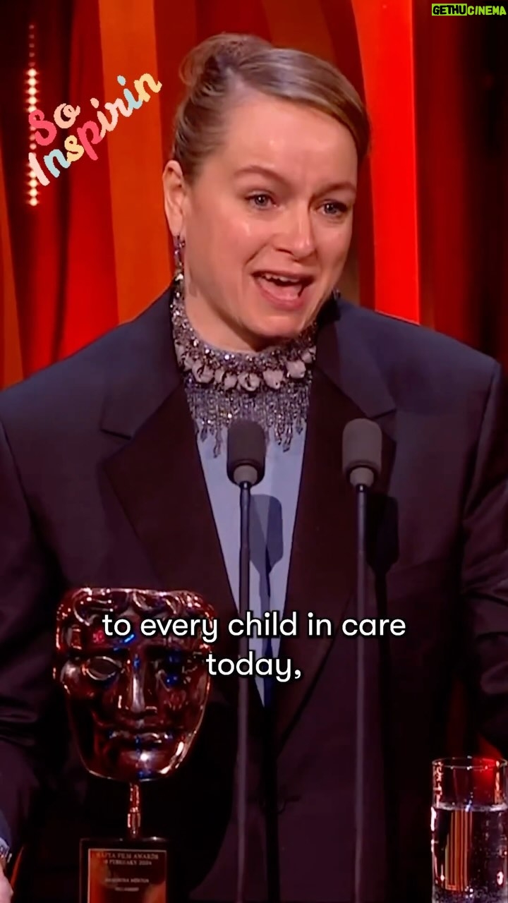 Jenna Elfman Instagram - I love you @samanthamorton 💞 @bafta