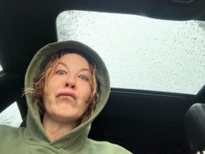 Jenna Elfman Instagram - Our 29th wedding anniversary today. Together 33 years this month. Driving around in the rain, sipping coffee, eating quiches and still thoroughly enjoying each other’s company. The little moments are my most favorite. Such a blessing to spend more than half my life with my very best friend. @bodhielfman 💚