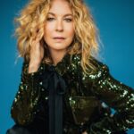 Jenna Elfman Instagram – OK— finally in the mood for the holiday season. 🎄☃️🌟👑 🐑 🎁 🎅🏽🦌🛷 🕯️🍪🥛🩰✨🥁🎶❄️