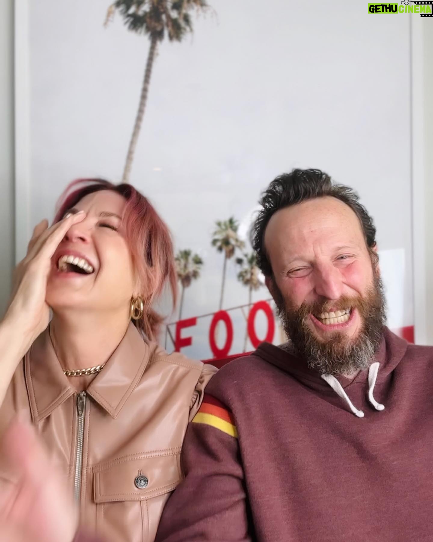 Jenna Elfman Instagram - Been together for 32 years & still have these moments often. Grateful for that!😍 @kickingelfman fun bits coming to ya SOON! #MarriageIsFunny