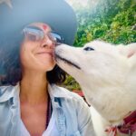 Jenna Laurenzo Instagram - Sticking her tongue out at me ❤️🐶😂 . . . Gorgeous autumn day of blessings #ganeshutsav 🍂 ✨ . . . Thanks for the hat @flameandfeatherhatco 🙏❤️ #huskylove