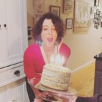 Jenna Laurenzo Instagram - High stakes birthday cake catch @milkbarstore @aine_like_onya . . . #birthdaycake #milkbar