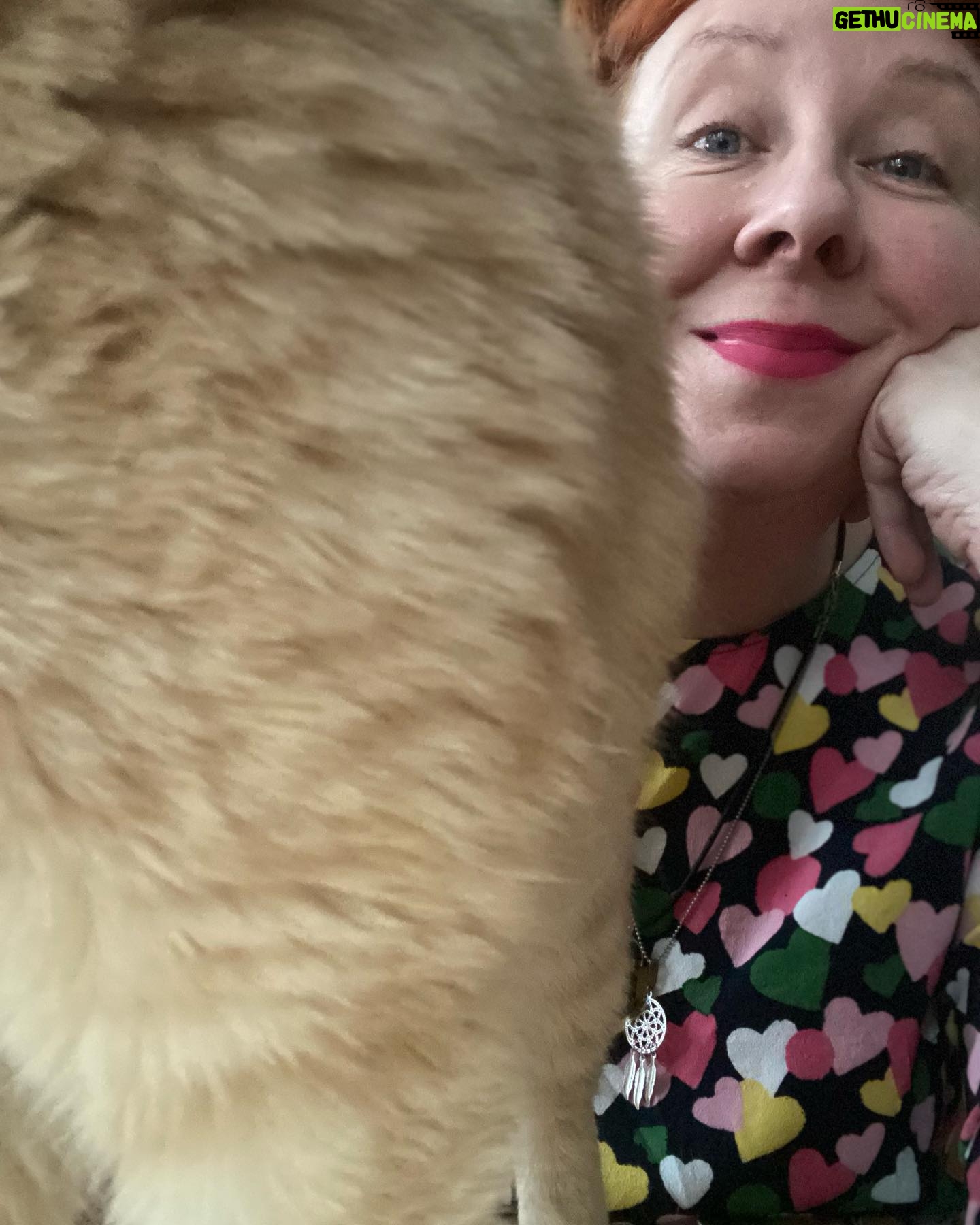 Jenni Kokander - 3 Likes - Otettiin kaverikuva. Toinen osaa olla luonnollinen😻