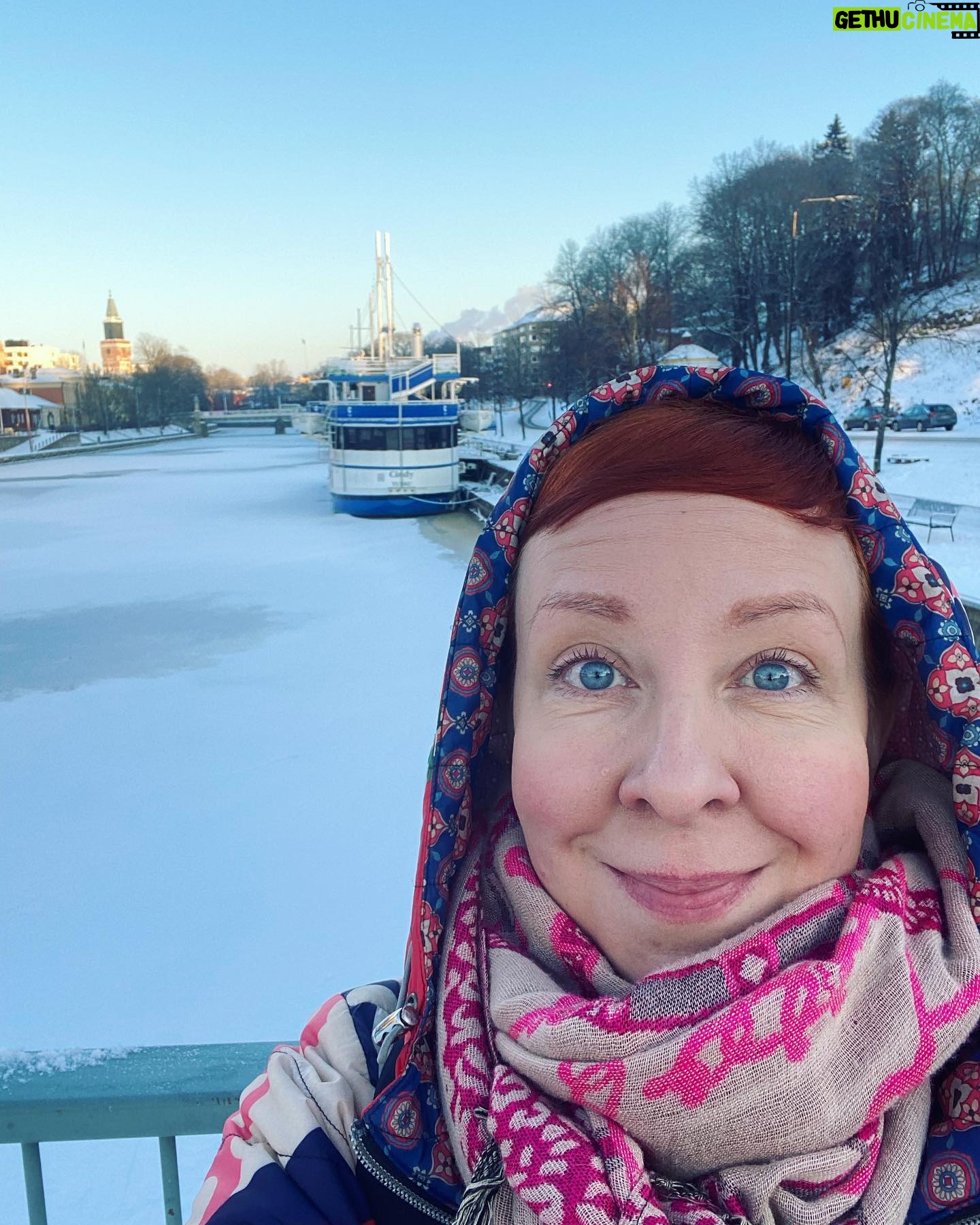 Jenni Kokander - 3 Likes - Ei mulkukka kertois -mis mää olen?