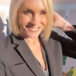 Jenni Falconer Instagram - It’s amazing how a little cut and colour can give you a proper boost and make you feel so much better! Thanks as always for working your magic Richard and Sarah at @richardwardhair. 💖# #springcut #freshcut #blondebob