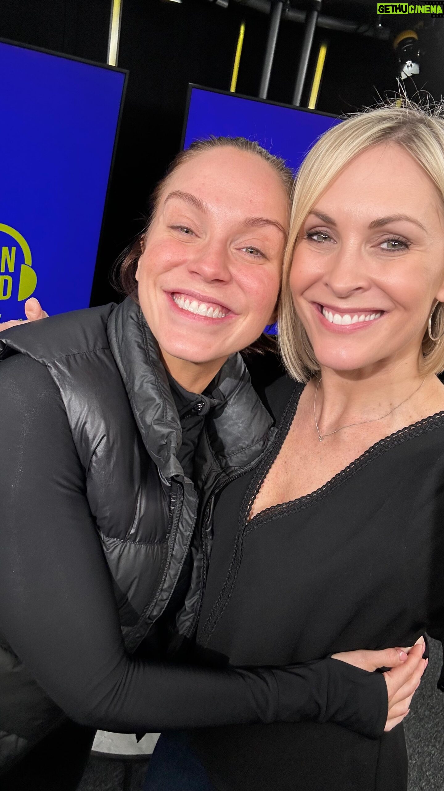 Jenni Falconer Instagram - Calling all runners….. who else thinks the first 10 minutes are always the toughest?! This week on #RunPod, I’m joined by the amazing @vickypattison, who never shies away from a challenge. Her challenge this weekend? The London Landmarks Half marathon. 🏃🏼🏃🏼🏃🏼 @londonlandmarkshalf On Sunday, thousands of runners will take to the streets of the capital to run 13.1 miles and for most of us, those first 10 minutes will be a struggle…. This episode of RunPod is brilliant. Vicky is a great guest, truly relatable and inspiring as she is game for pushing herself not just for physical and mental health, but also to raise money for utterly deserving charities. Listen to RunPod now wherever you get your podcasts, or tap the link in my bio. Happy running. 💙 🏃🏼 #runpod @vickypattison #vickypattinson #run #runner #londonlandmarkshalfmarathon #londonlandmarks #halfmarathon
