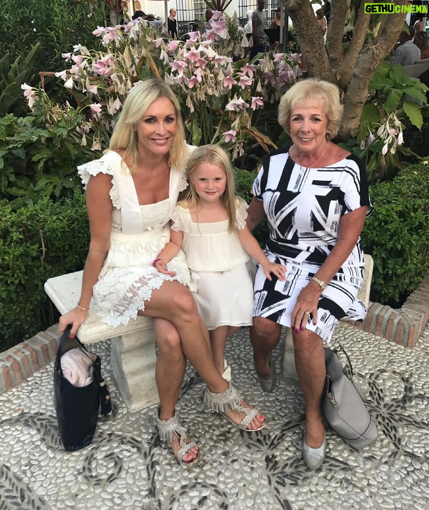 Jenni Falconer Instagram - Happy Mother’s Day to my amazing mum, not just the best mum but also a truly loved grandma, a perfect travel buddy, golf partner, fashion advisor, my number one on speed dial and just a totally fun person to be around. Love you Mum. 💖 #mothersday #mymum